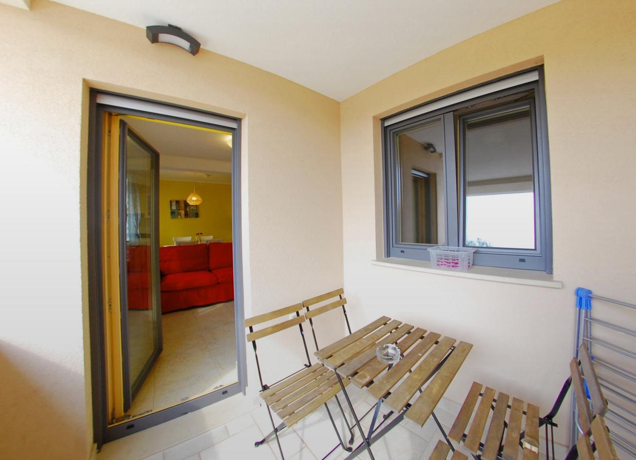 Nelkas Apartments Pula Ngoại thất bức ảnh